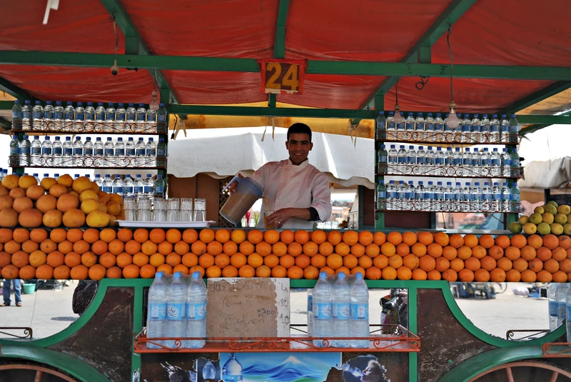 Świeży sok pomarańczowy z Jemaa el-Fna